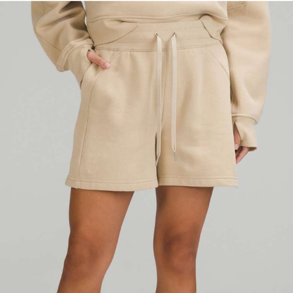 Lululemon Scuba High-Rise Short 5" Trench - Picture 6 of 6